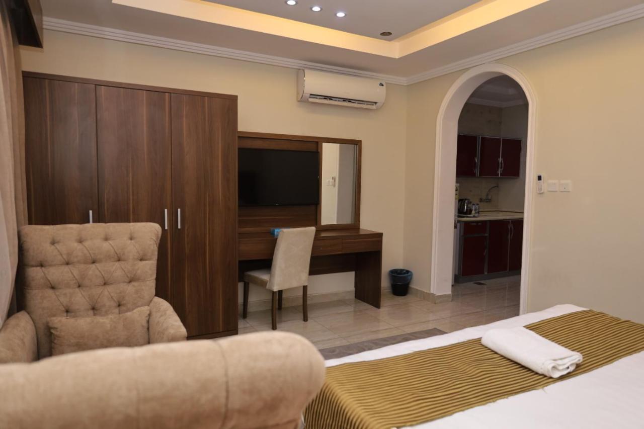 Gold Palace Serviced Apartments Jeddah Exterior photo