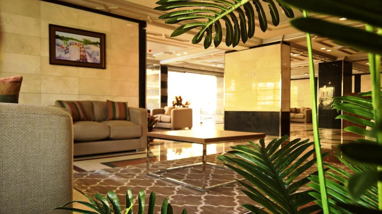 Gold Palace Serviced Apartments Jeddah Exterior photo