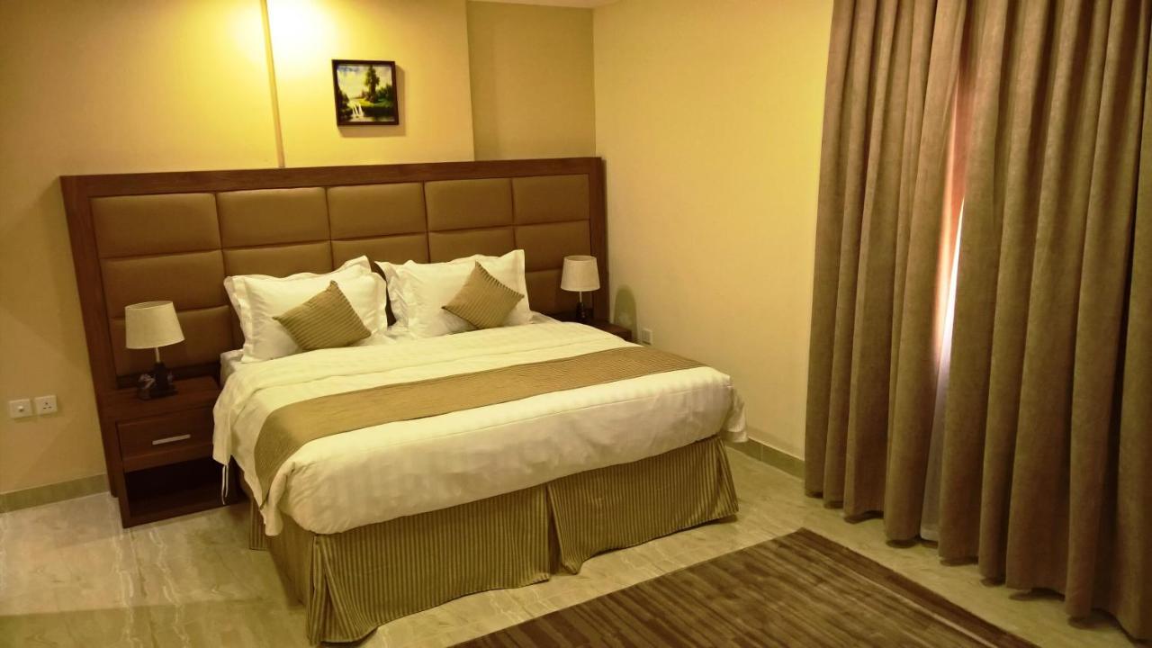 Gold Palace Serviced Apartments Jeddah Exterior photo